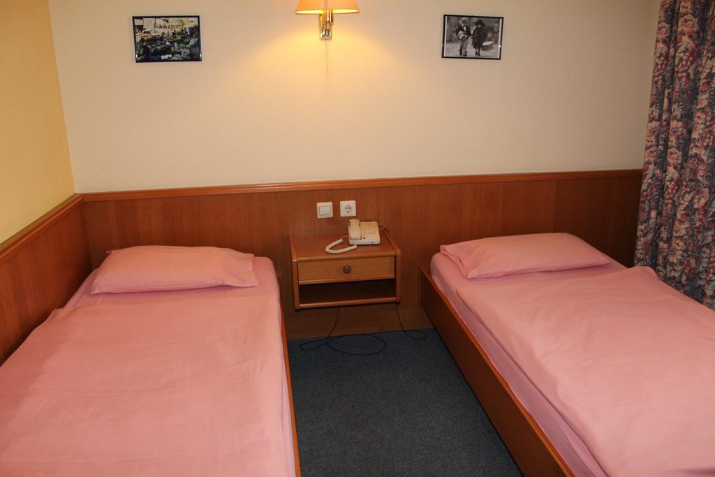 Hotel De Foetz Eksteriør billede