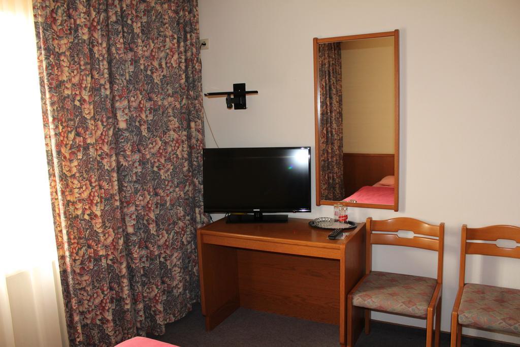 Hotel De Foetz Eksteriør billede